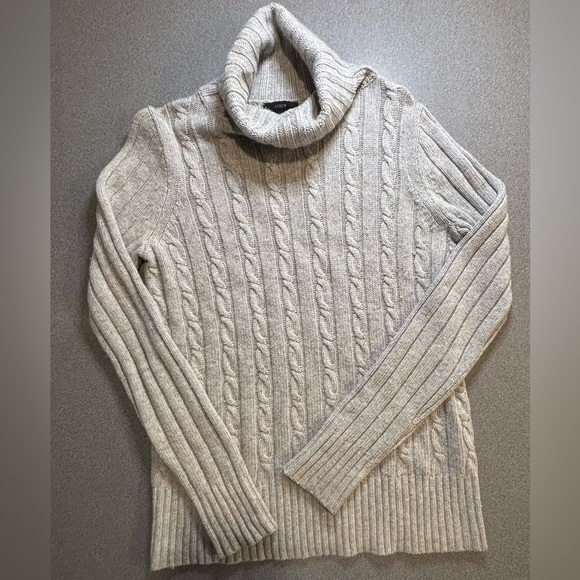 J. Crew Sweaters - J. Crew Turtleneck Long Sleeve Gray Cable Knit Sweater SZ S. Viscose/wool/rabbit